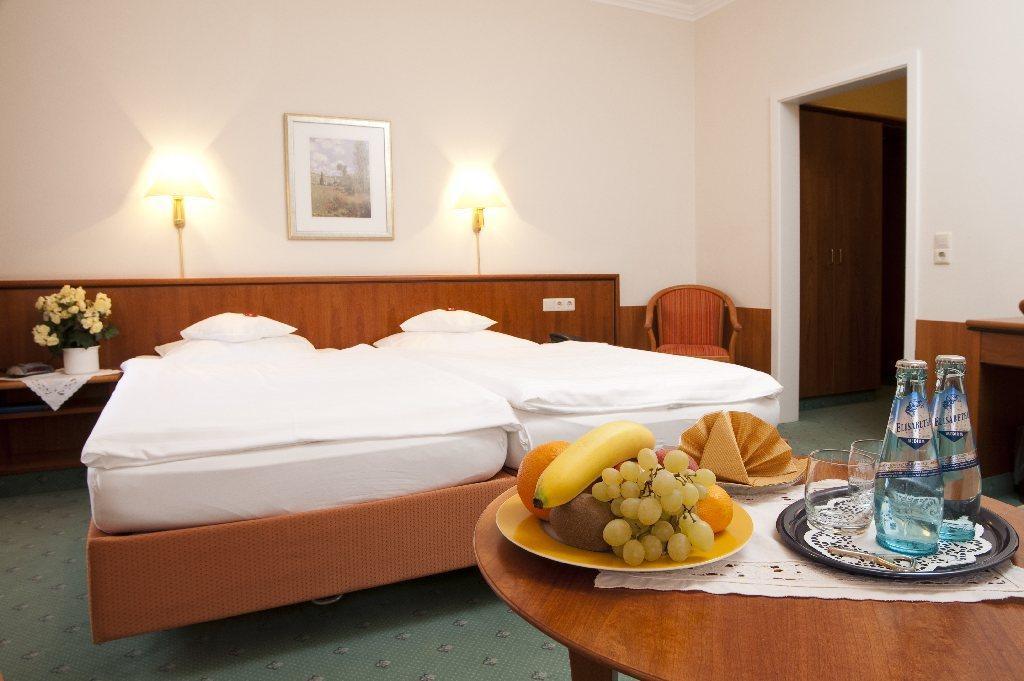 Hotel Haus Am Park บาดฮอมบูร์ก ฟอร์ แดร์เฮอเฮอ ห้อง รูปภาพ